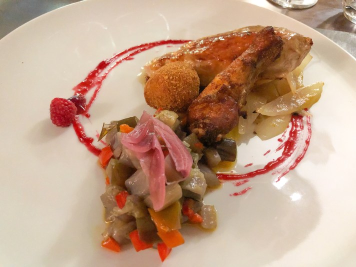 Casale Management - Food - Italia - Italy - Umbria - Orvieto - Il Labirinto di Adriano - Pranzo - Cena - Secondo - Petto di faraona