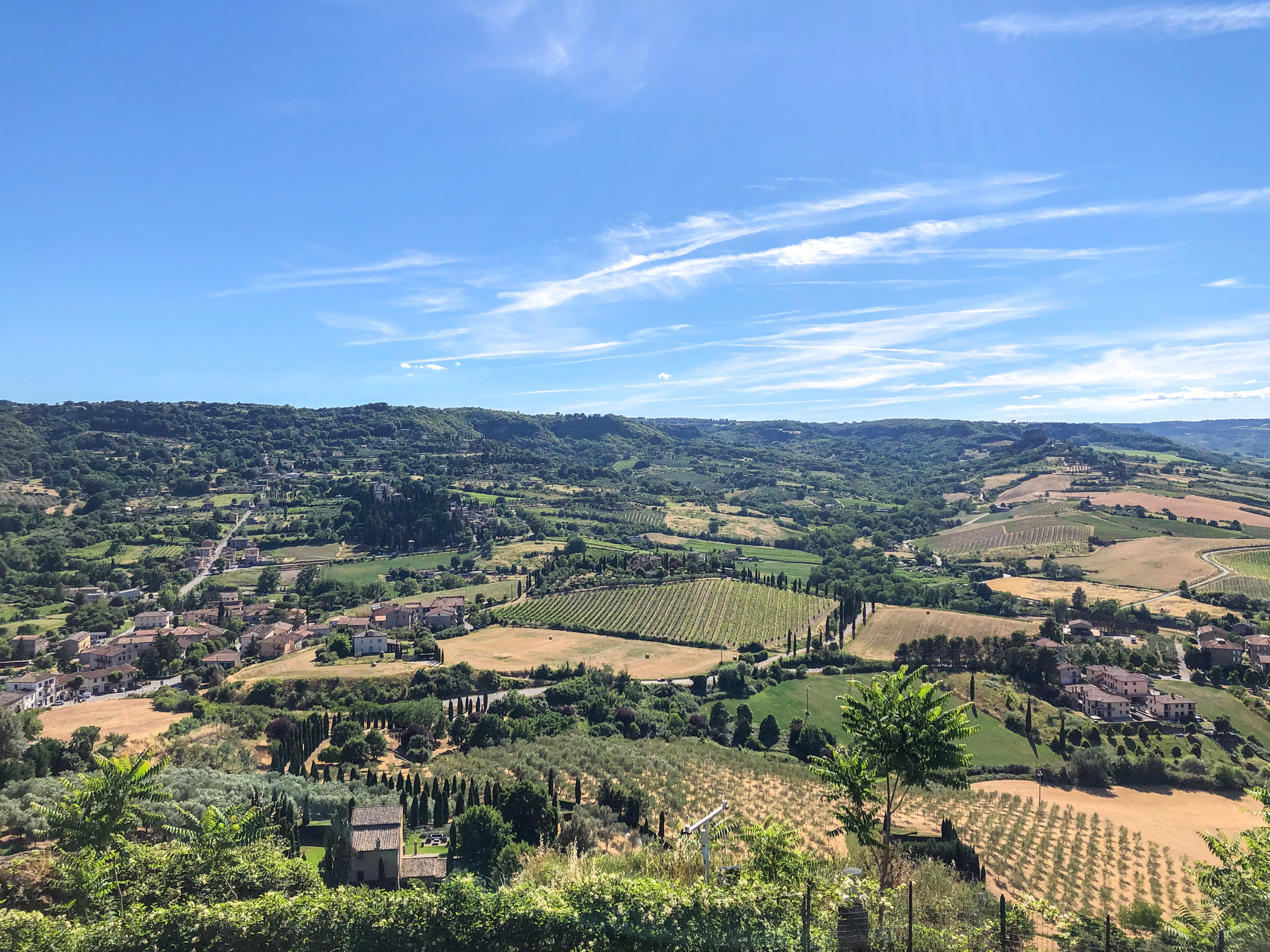 Italia - Italy - Casale Management - Travel - Orvieto - Colli umbri - Vista a Nord