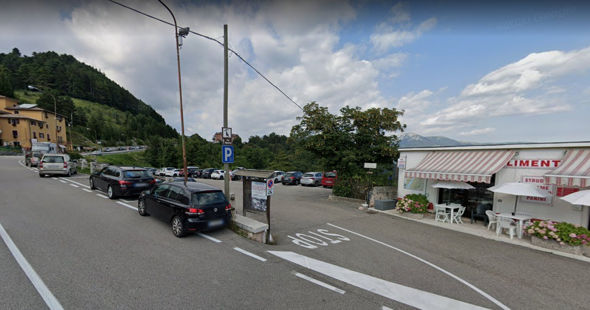 Italia - Italy - Casale Management - Travel - Veneto - Ferrara di Monte Baldo - Verona - Lago di Garda - Santuario Madonna della Corona - Parcheggio Spiazzi