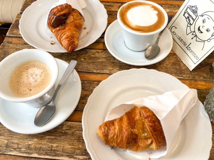 Cioccolateria Lorenzo - Croissant - Brioches - Cornetti - Ginseng - Palermo - Italia - Italy - Casale Management - Travel - Food