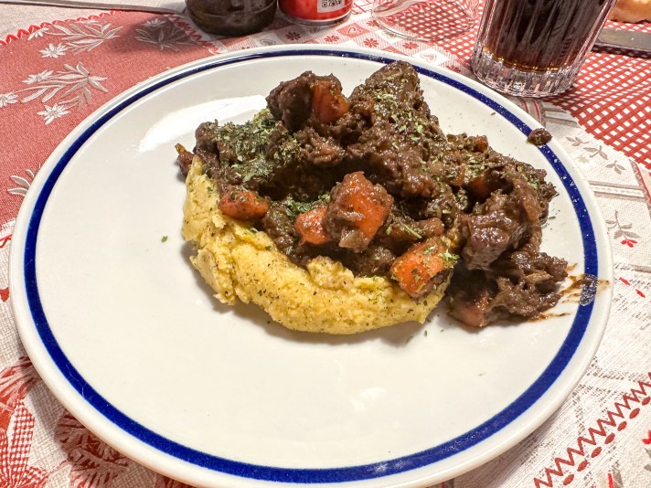 Rifugio Antonio Curò - Valbondione - Italia - Italy - Casale Management - Travel - Food - Trekking - Montagna - Lago del Barbellino - Bocconcini di cervo con la polenta