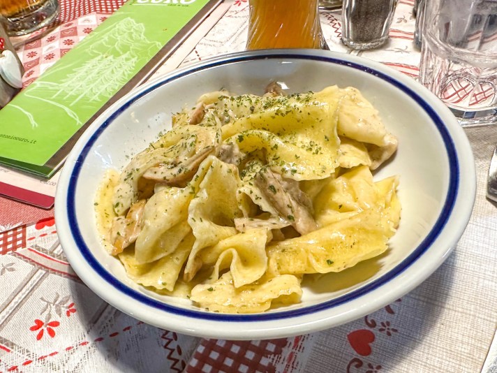 Rifugio Antonio Curò - Valbondione - Italia - Italy - Casale Management - Travel - Food - Trekking - Montagna - Lago del Barbellino - Foiade ai funghi porcini